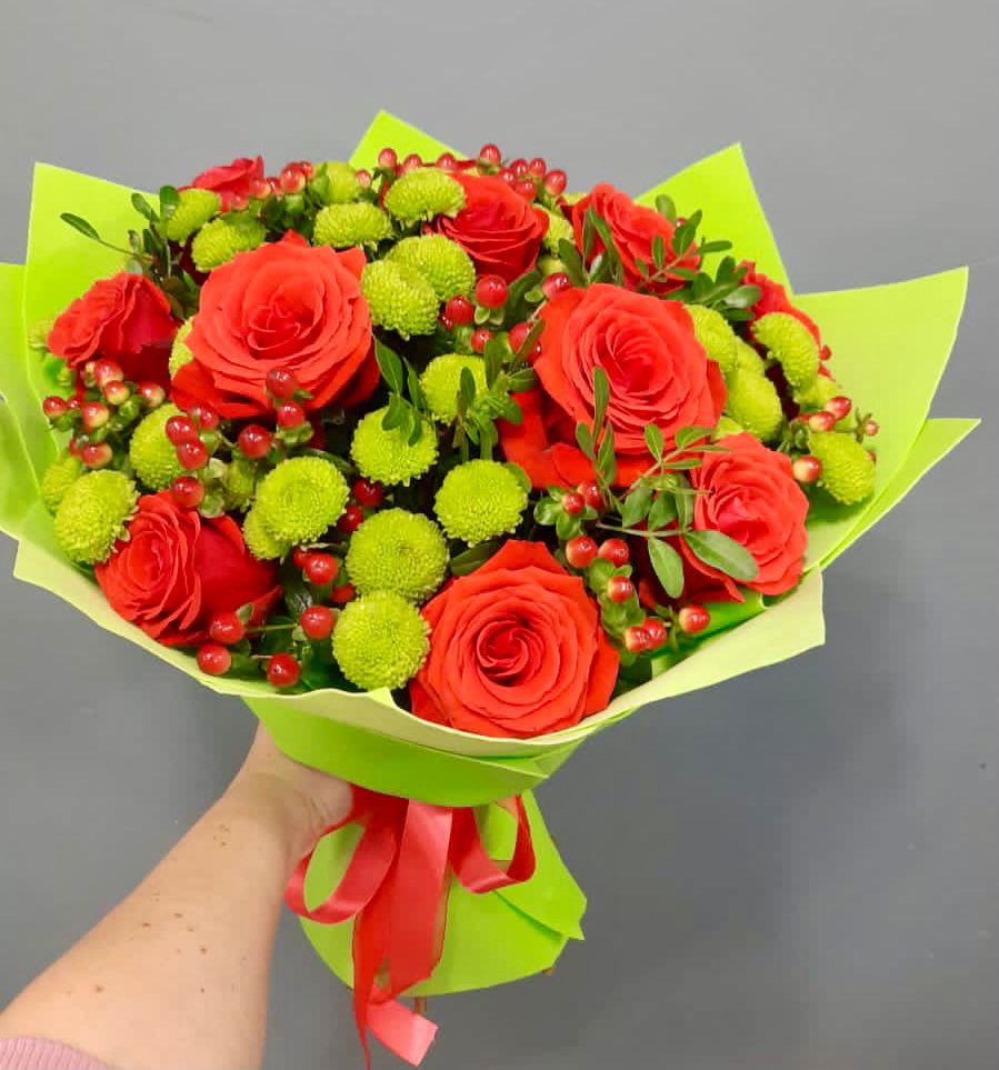 Букет цветов из: Хризантемы и Розы в Боброве