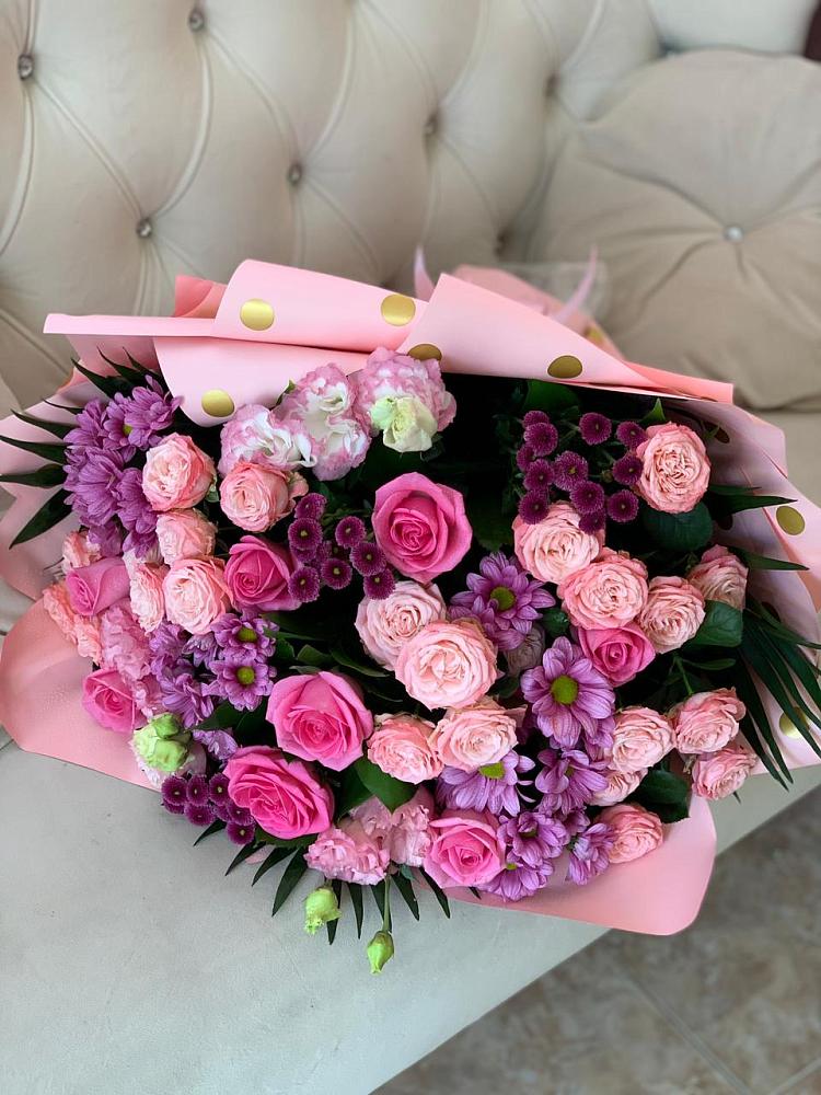 Букет цветов из: Хризантемы, Розы и Лизиантусы в Боброве