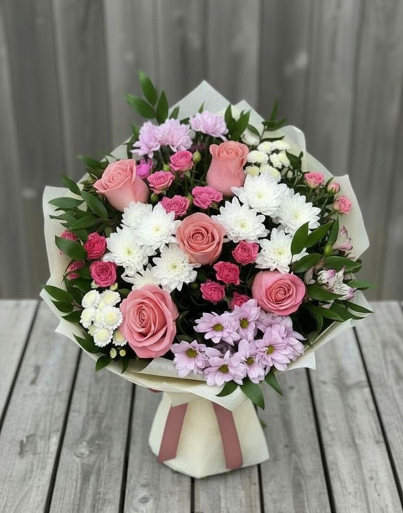 Букет цветов из: Альстромерии, Гвоздики, Розы и Хризантемы в Боброве