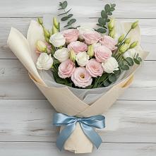 Букет цветов из:  Лизиантусы в Боброве