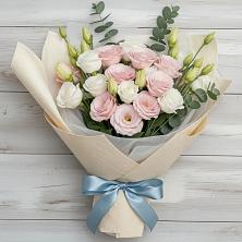 Букет цветов из:  Лизиантусы в Боброве