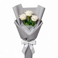 Букет 3 белые розы в Боброве