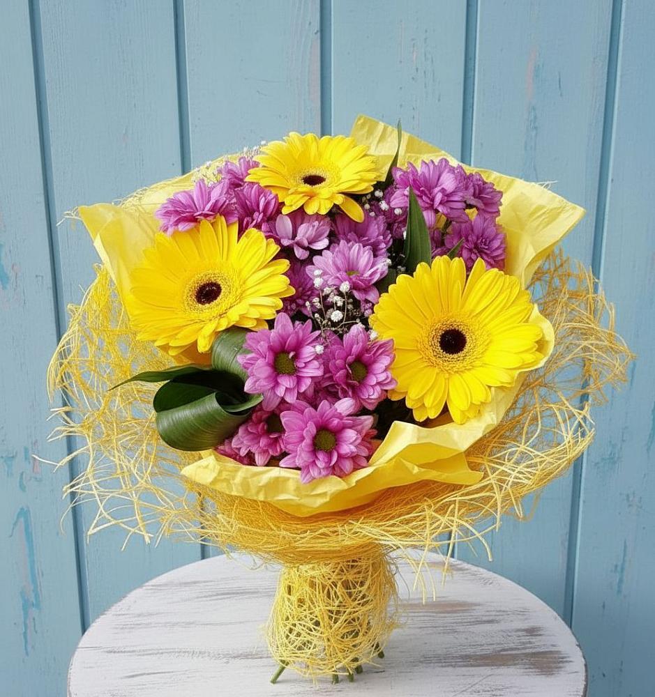 Букет цветов из: Хризантемы и Герберы в Боброве