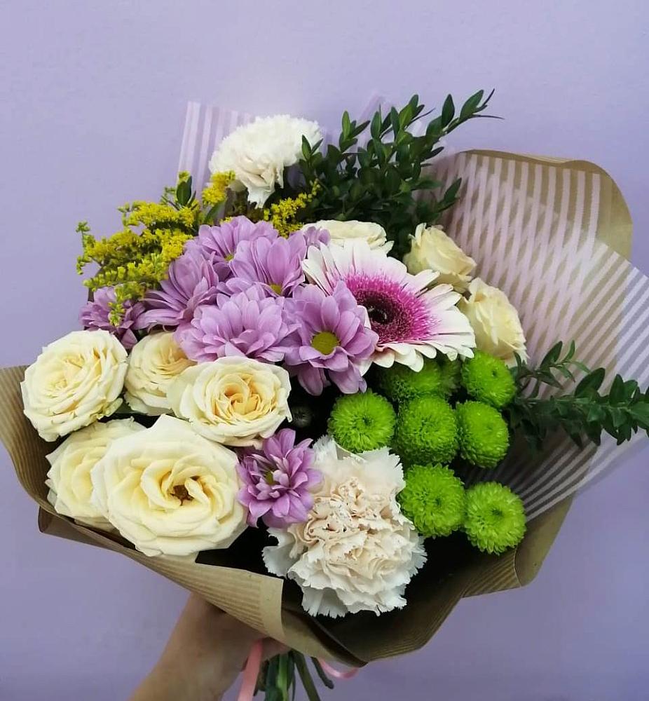 Букет цветов из: Хризантемы, Розы, Гвоздики и Герберы в Боброве