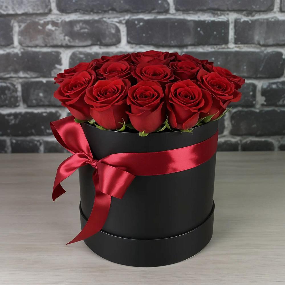 Цветочная композиция из Розы в шляпной коробке в Боброве