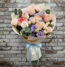 Букет цветов из:  Розы, Лизиантусы и Гвоздики #REPLACE_PRED# Боброве